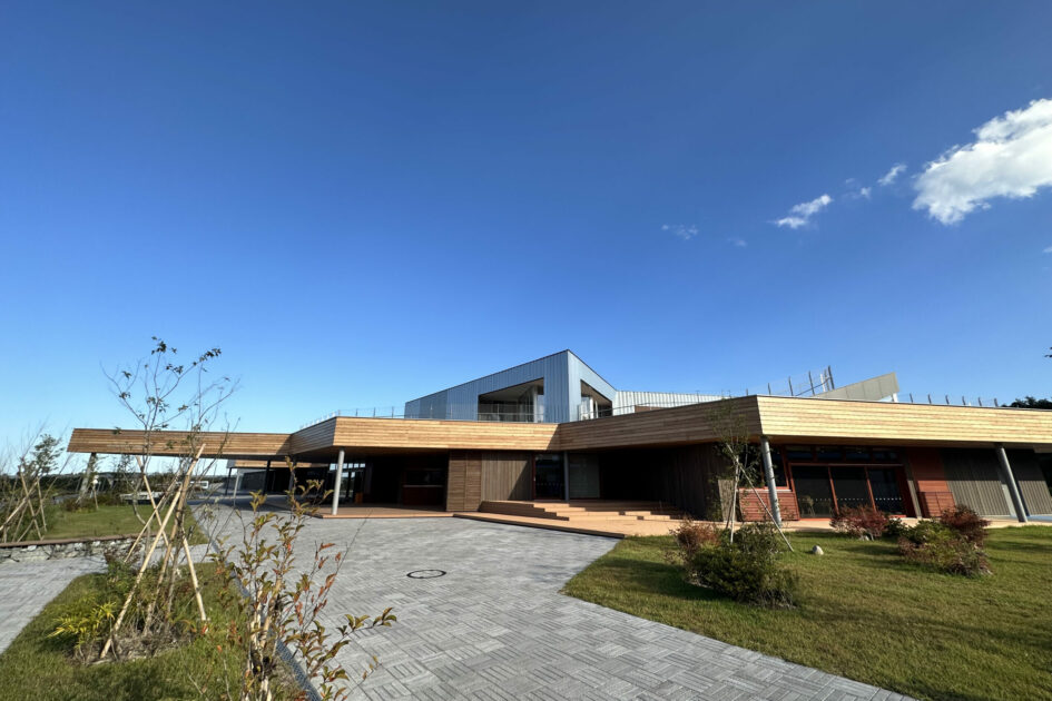 【中古】 小さな学校の大きな夢 フェンスもチャイムもない学校。大熊町立 学び舎 ゆめの森のシームレス